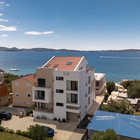 Dʻart Apartment *